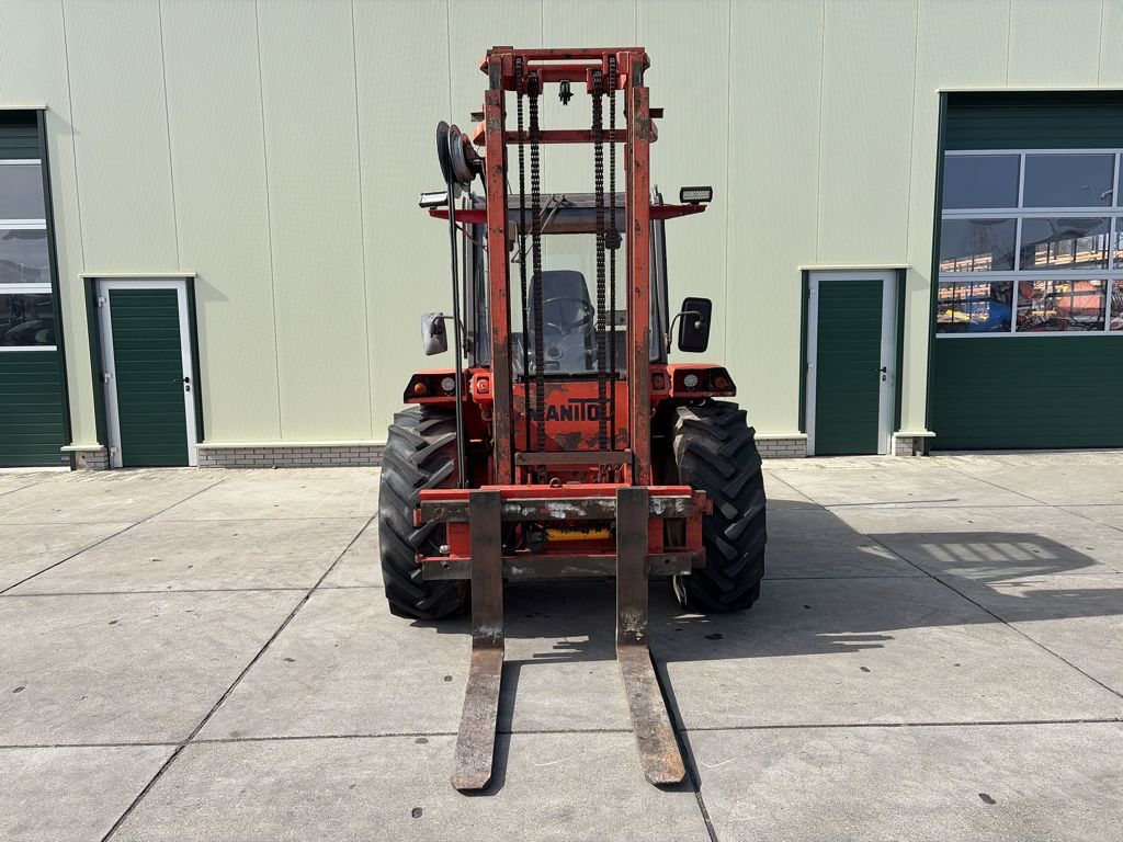 Manitou M 426 CP ruwterreinheftruck