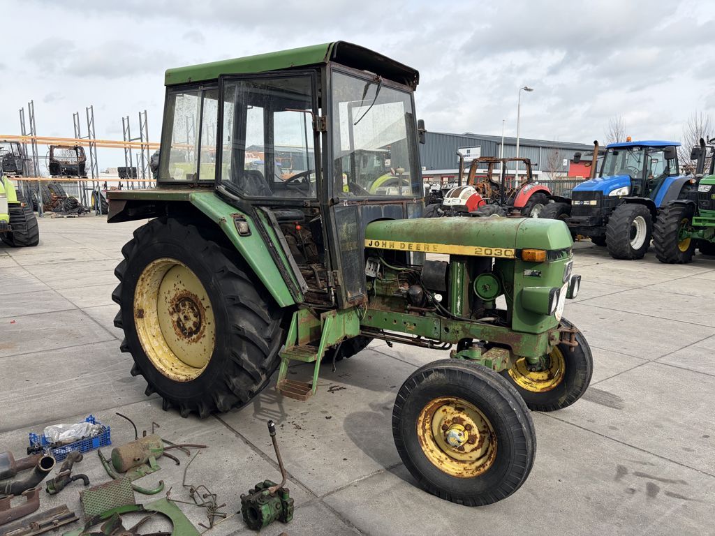 John Deere 2030
