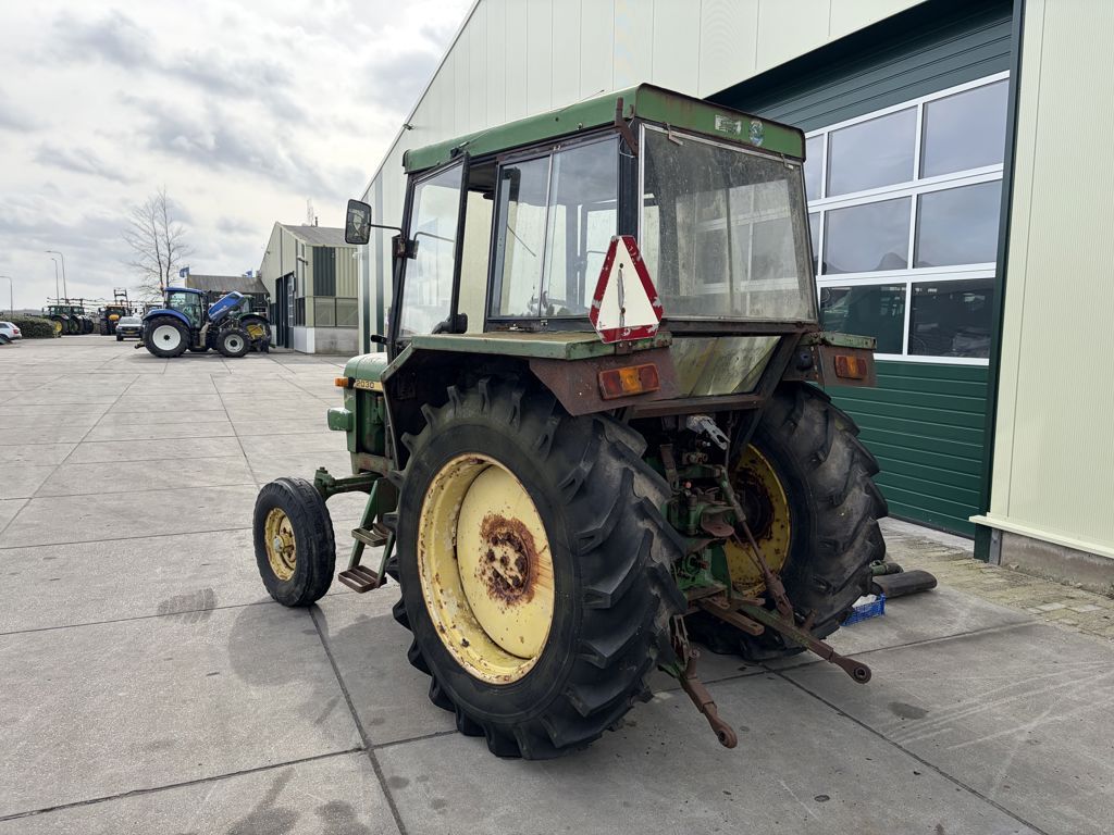 John Deere 2030