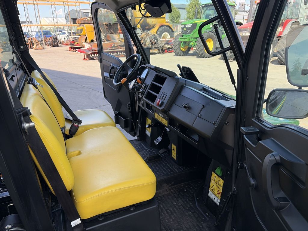 John Deere XUV865M