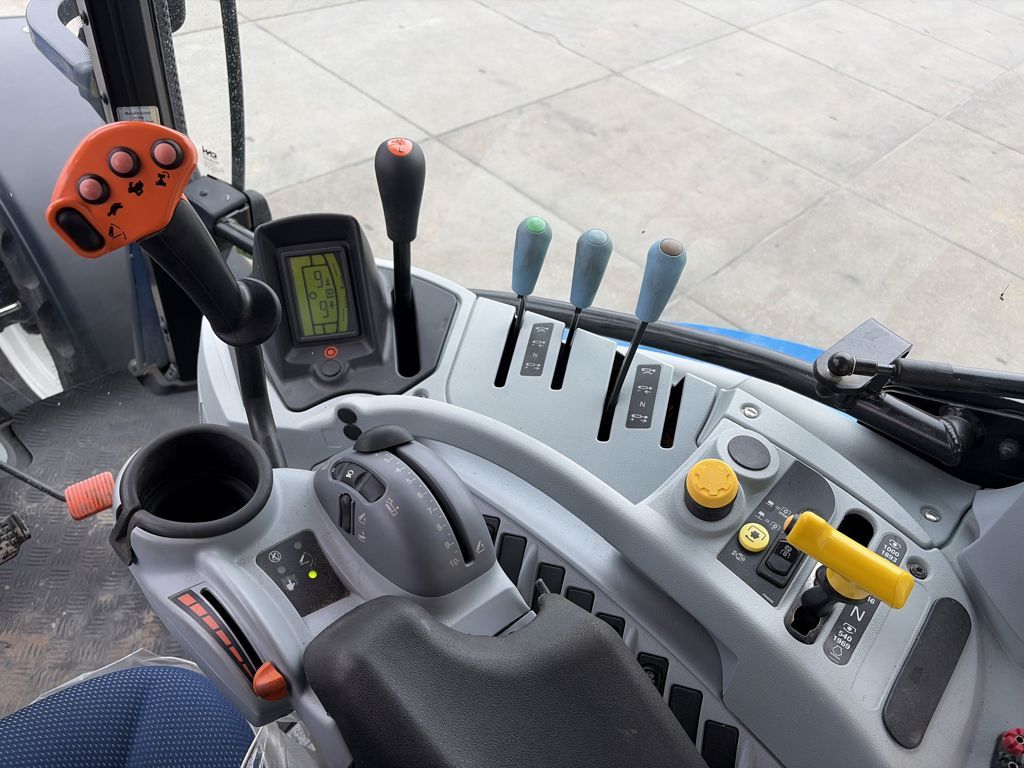 New Holland T6.155 EC