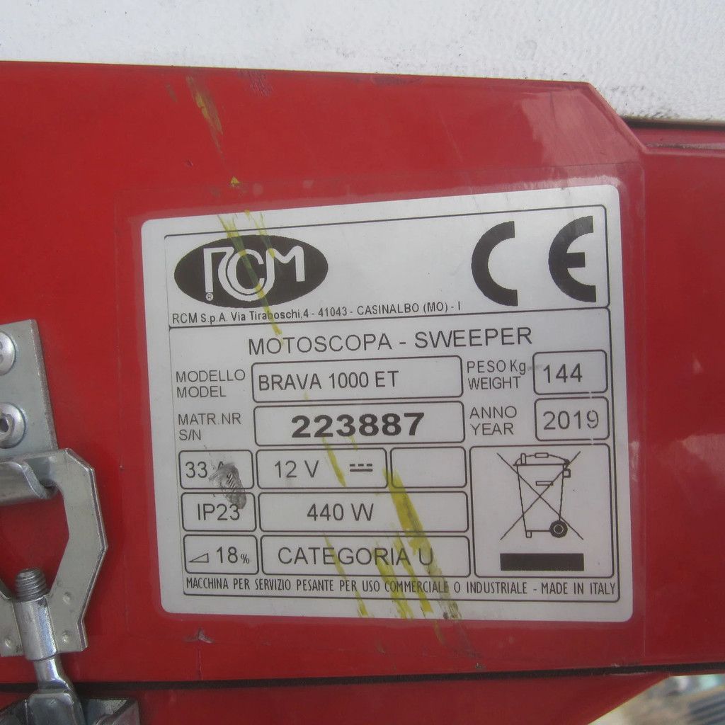 RCM Brava, veegmachine elek., veegbreedte 95 cm.