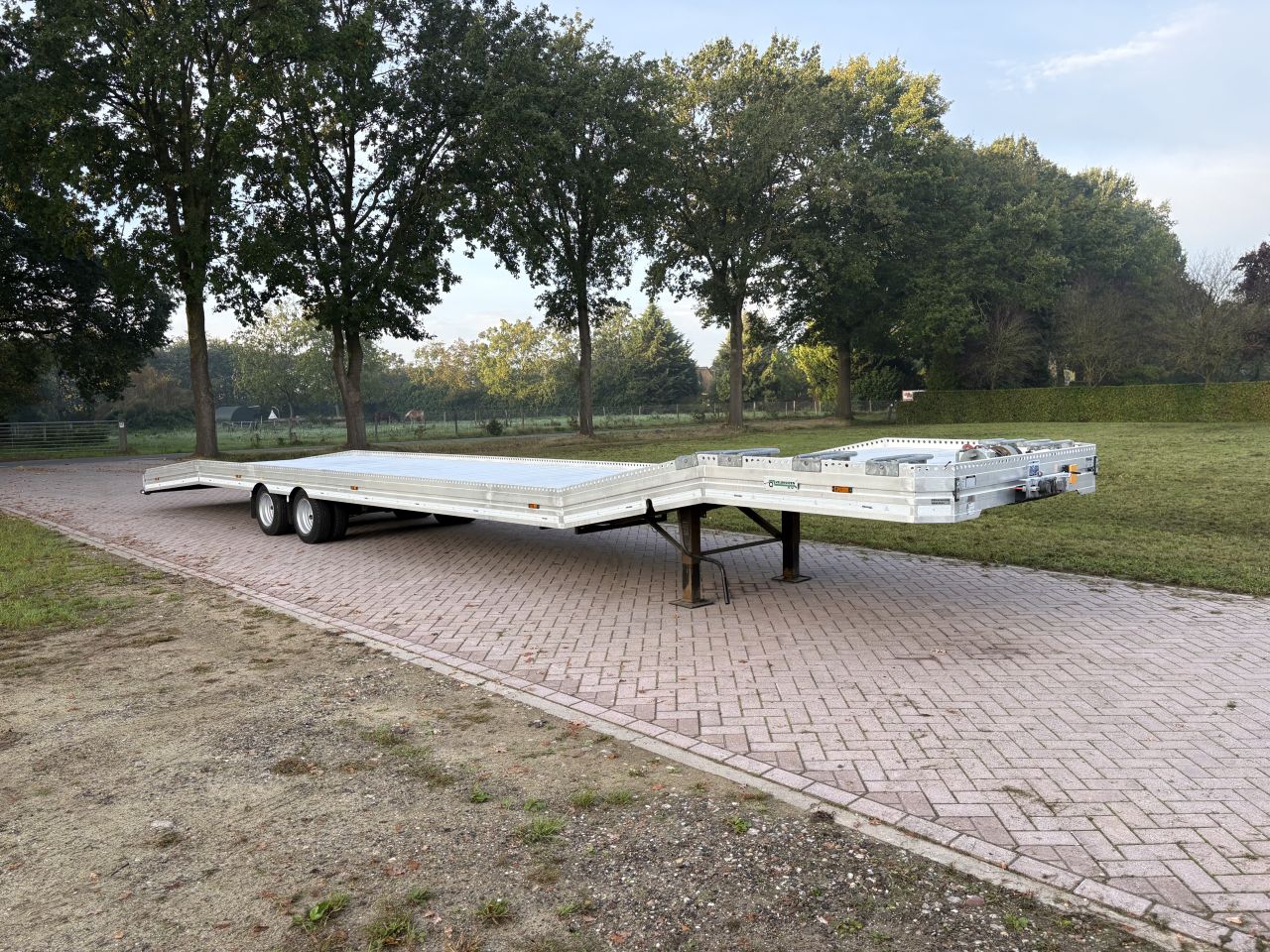 Be oplegger 8 TON ambulance auto transporter Veldhuizen