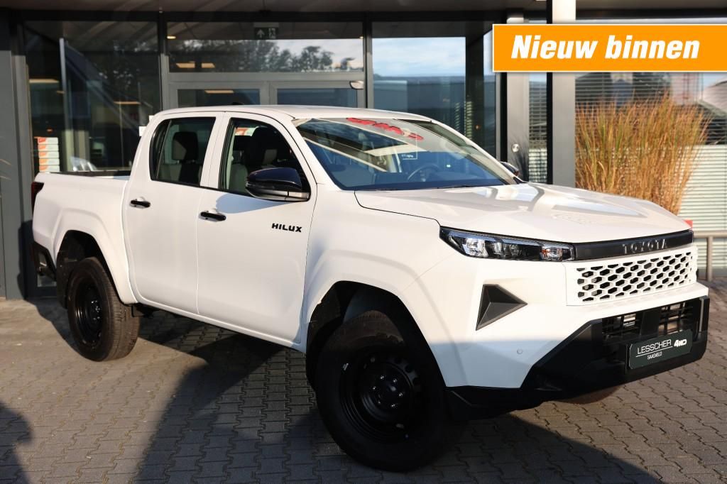 Toyota Hilux 2.8 D-4D MHEV DUBBEL CABINE ACTIVE A/T 4WD