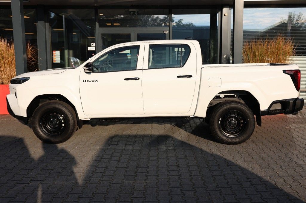 Toyota Hilux 2.8 D-4D MHEV DUBBEL CABINE ACTIVE A/T 4WD