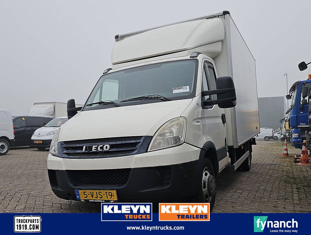 IVECO DAILY 40C15 N1 3.0Ltr Damaged Engine-Good Long-Wheelbase Bakwagen!