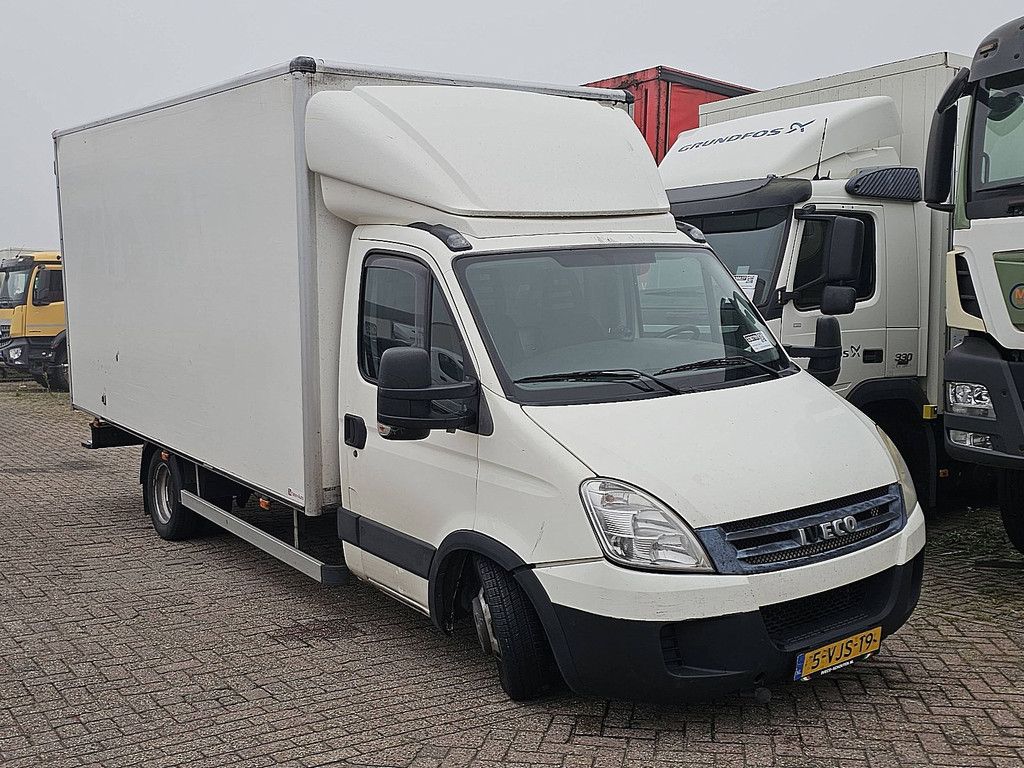 IVECO DAILY 40C15 N1 3.0Ltr Damaged Engine-Good Long-Wheelbase Bakwagen!