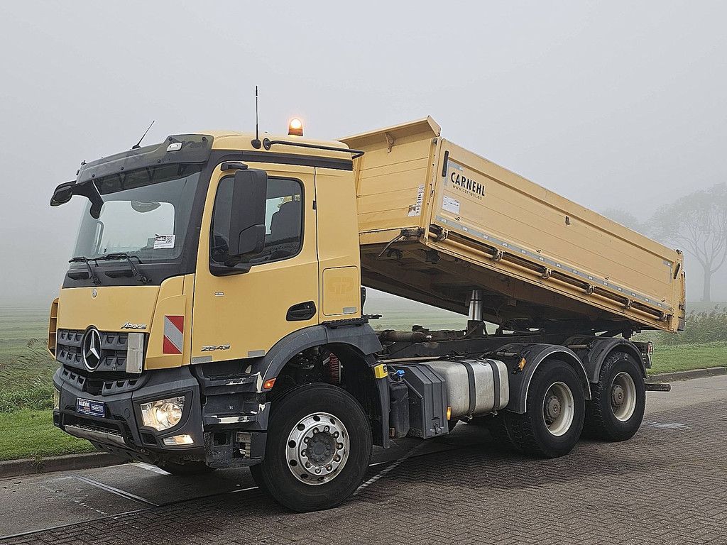 MERCEDES-BENZ AROCS 2643