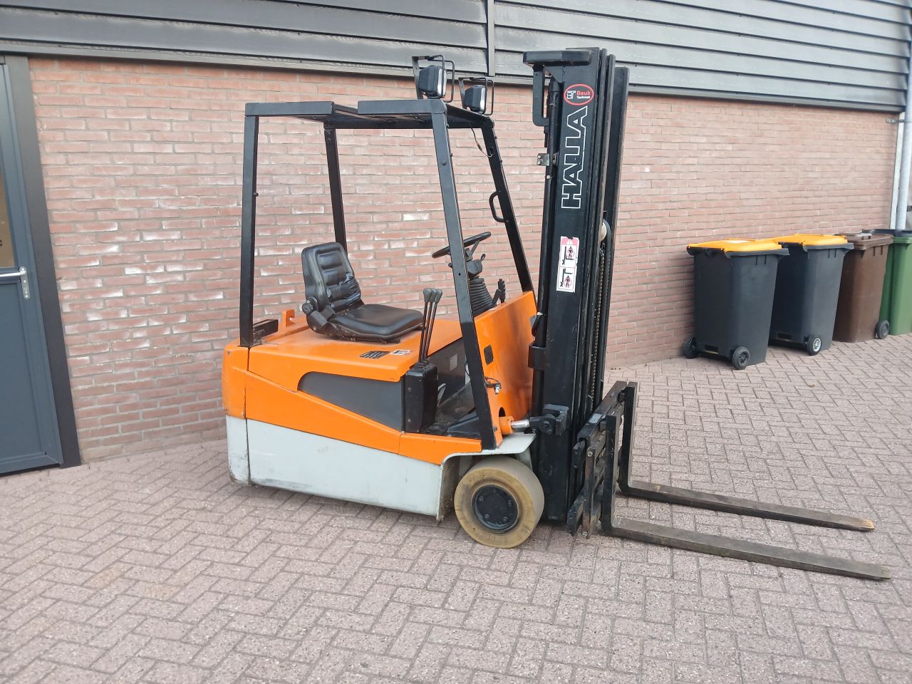 Halla h3f18t /side shift / driedelig mast