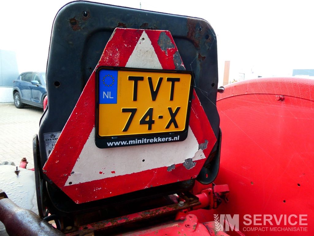 International 423 2wd