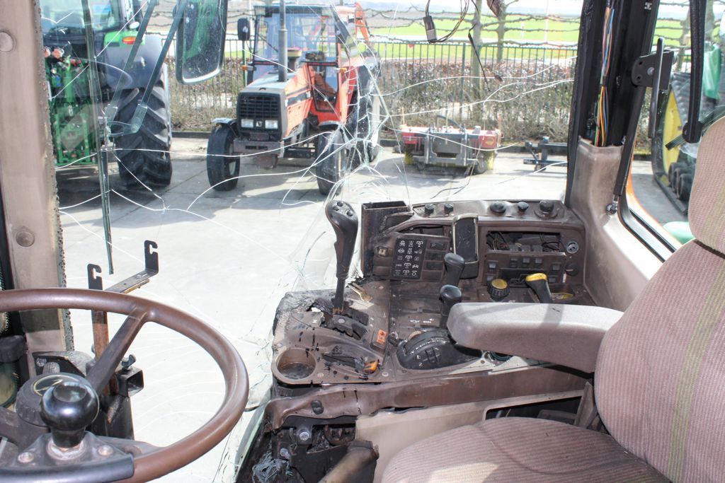 John Deere 6000- 20 6 cyl.