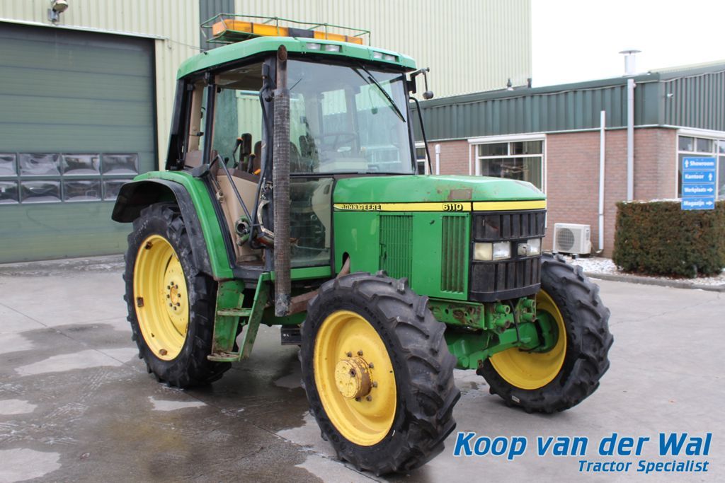 John Deere 6000-10 4 cyl.