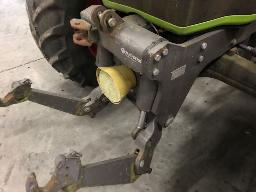 Claas Ares 700 Series