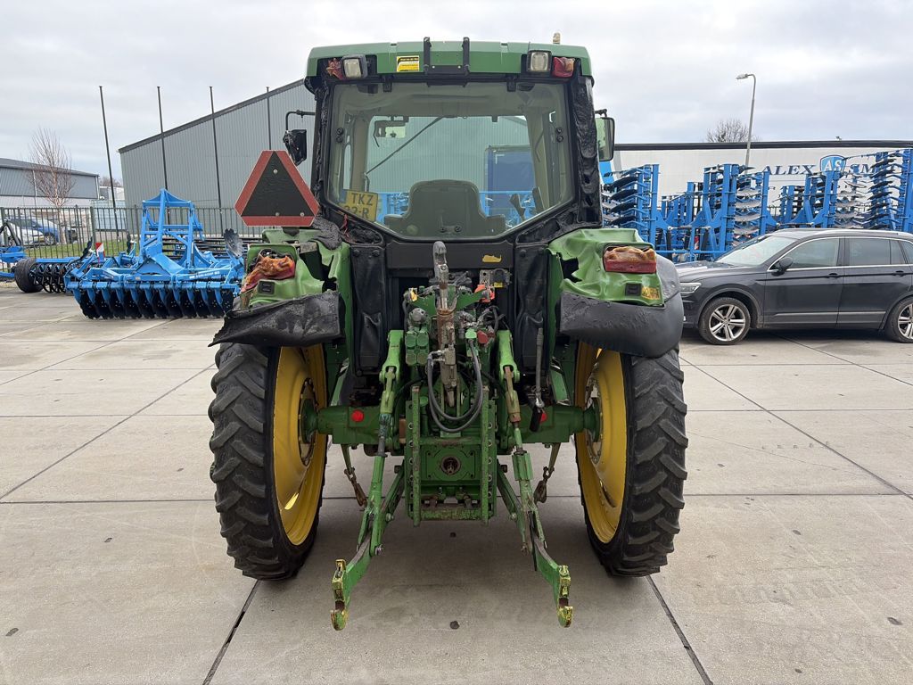 John Deere 6110 PowerQuad