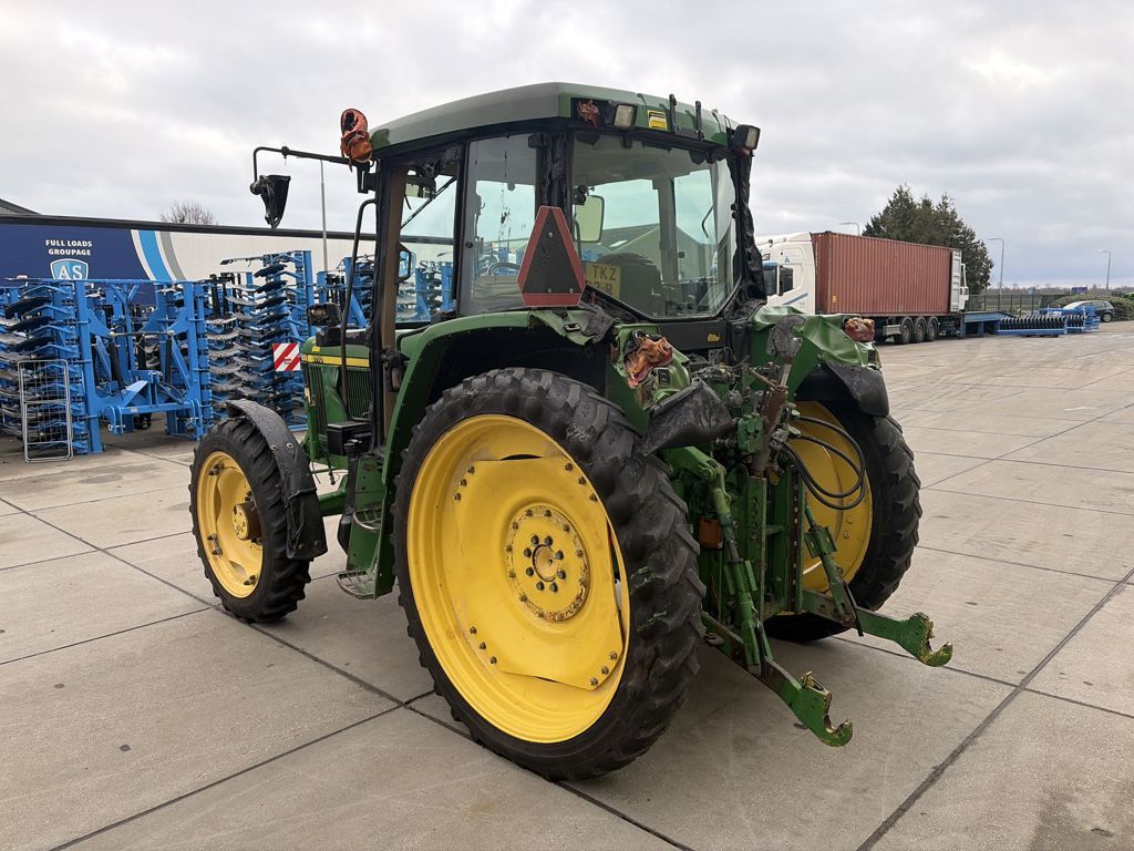 John Deere 6110 PowerQuad