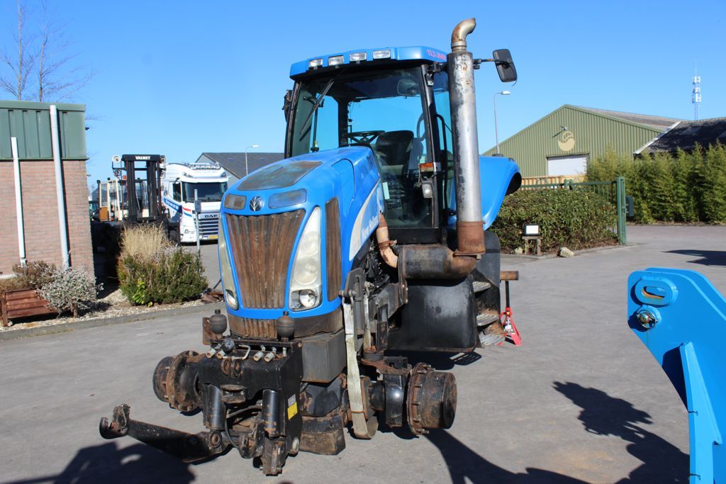 New Holland T8000 Series