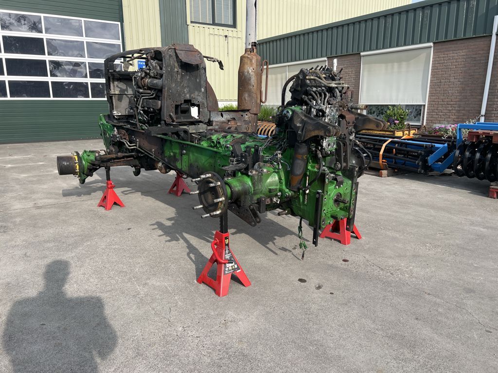 John Deere 6R Series 4 cyl.