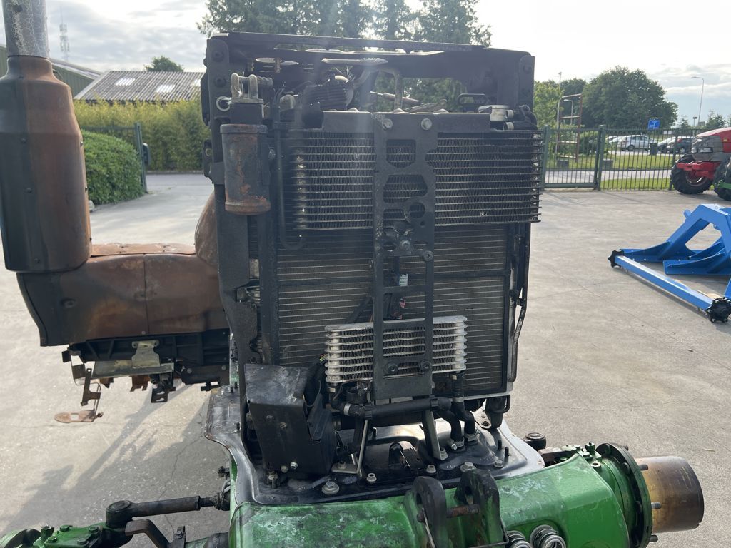 John Deere 6R Series 4 cyl.