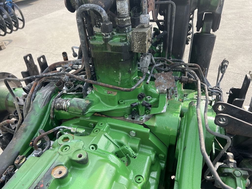John Deere 6R Series 4 cyl.