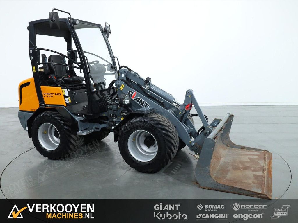 2017 Giant V452T X-tra HD VK10880