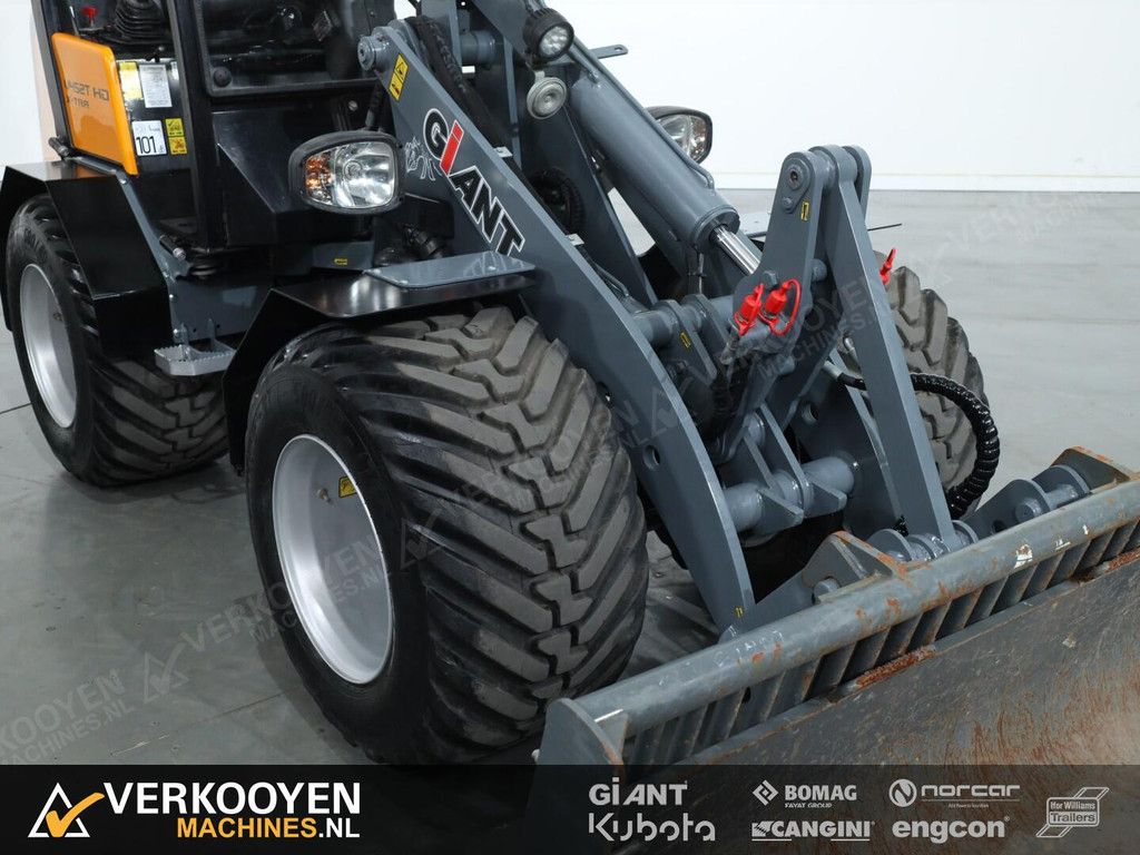 2017 Giant V452T X-tra HD VK10880