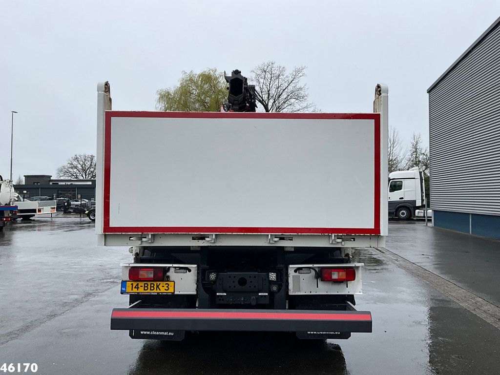 Volvo FH 420 8x4 HMF 22 Tonmeter laadkraan