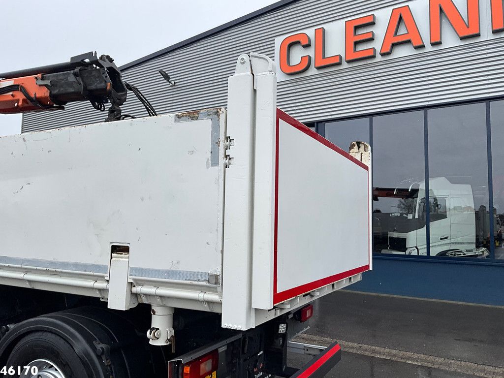 Volvo FH 420 8x4 HMF 22 Tonmeter laadkraan