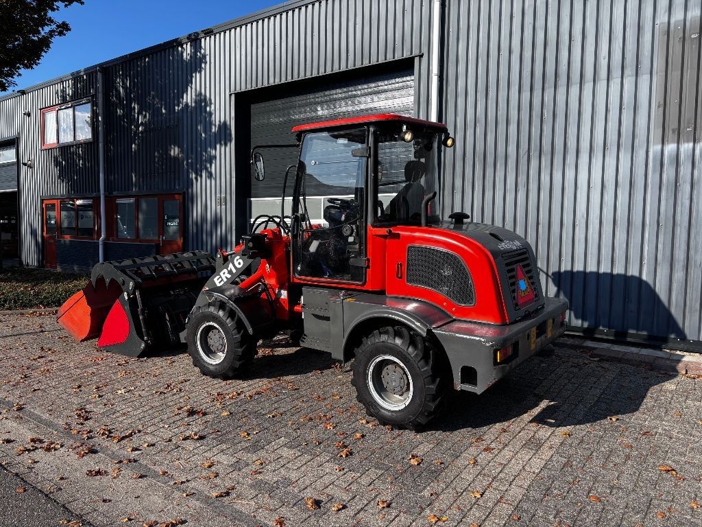 Nette EVERUN ER16 Kniklader/Shovel. Kenteken, 3 aanbouwdelen!