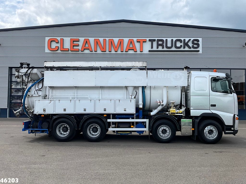 Volvo FH 390 8x4 kolkenzuiger