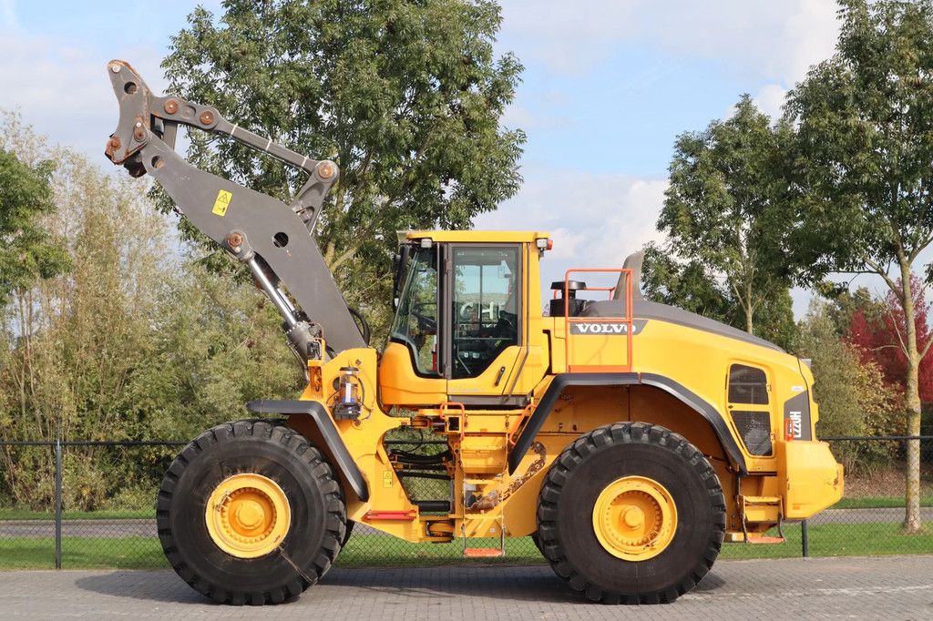 Volvo L220H | NEW TIRES L5 | CDC | BSS | QUICK COUPLER