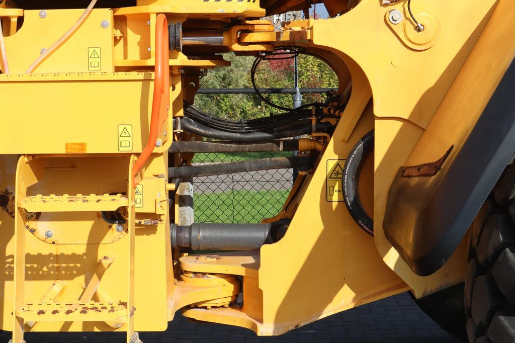 Volvo L220H | NEW TIRES L5 | CDC | BSS | QUICK COUPLER