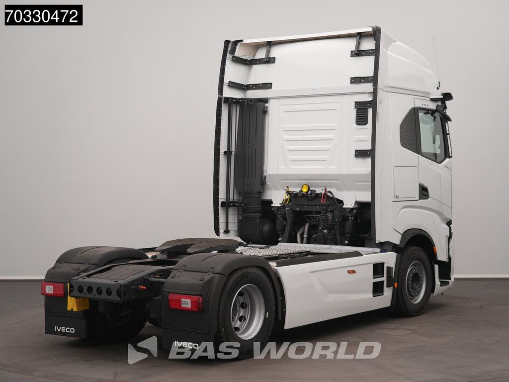Iveco S-Way S-Way 500 4X2 NEW! Retarder 2x tanks Standklima ACC NAVI LED Mirrorcams