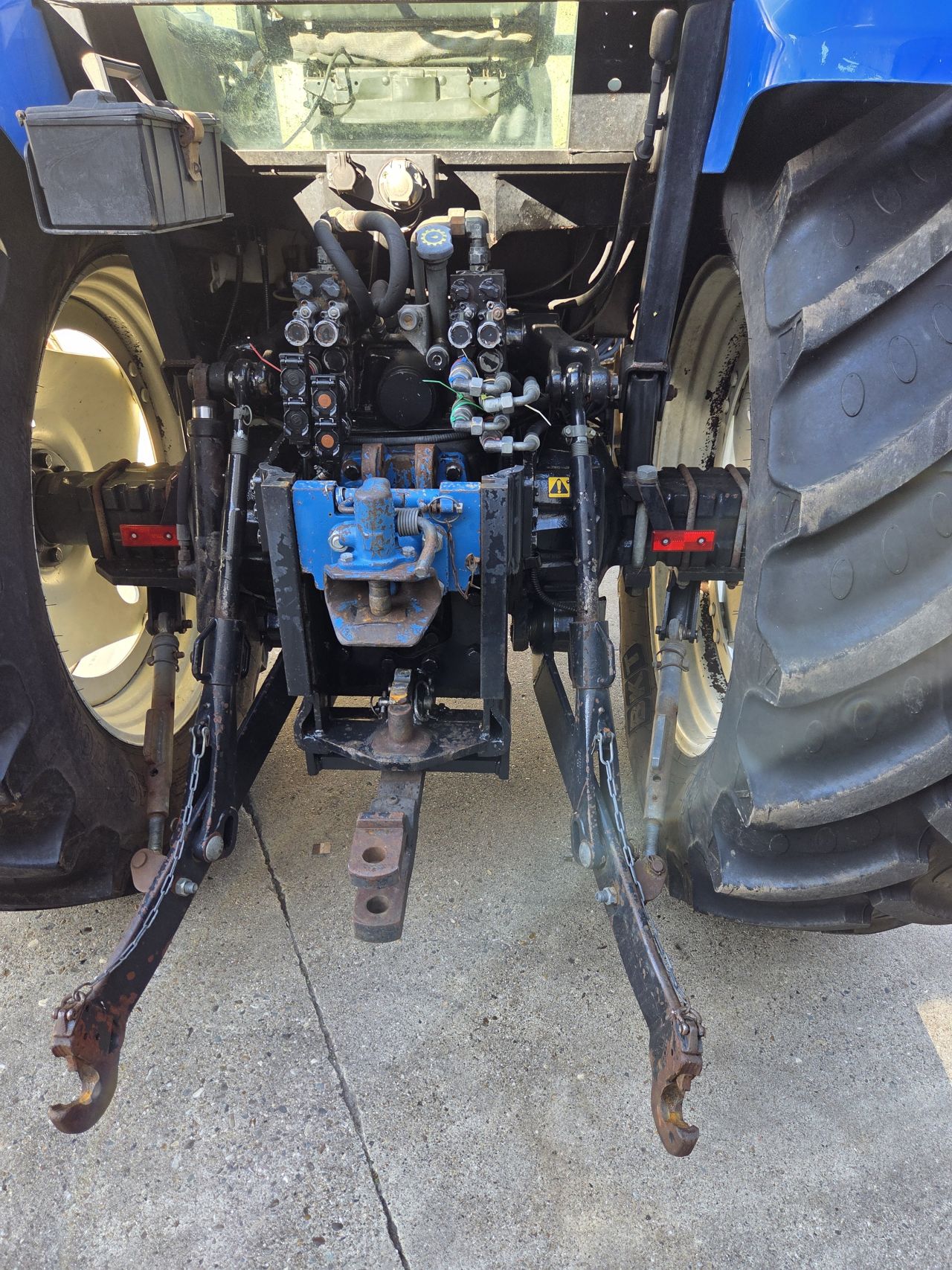New Holland TS 90 SLE 4WD met voorlader