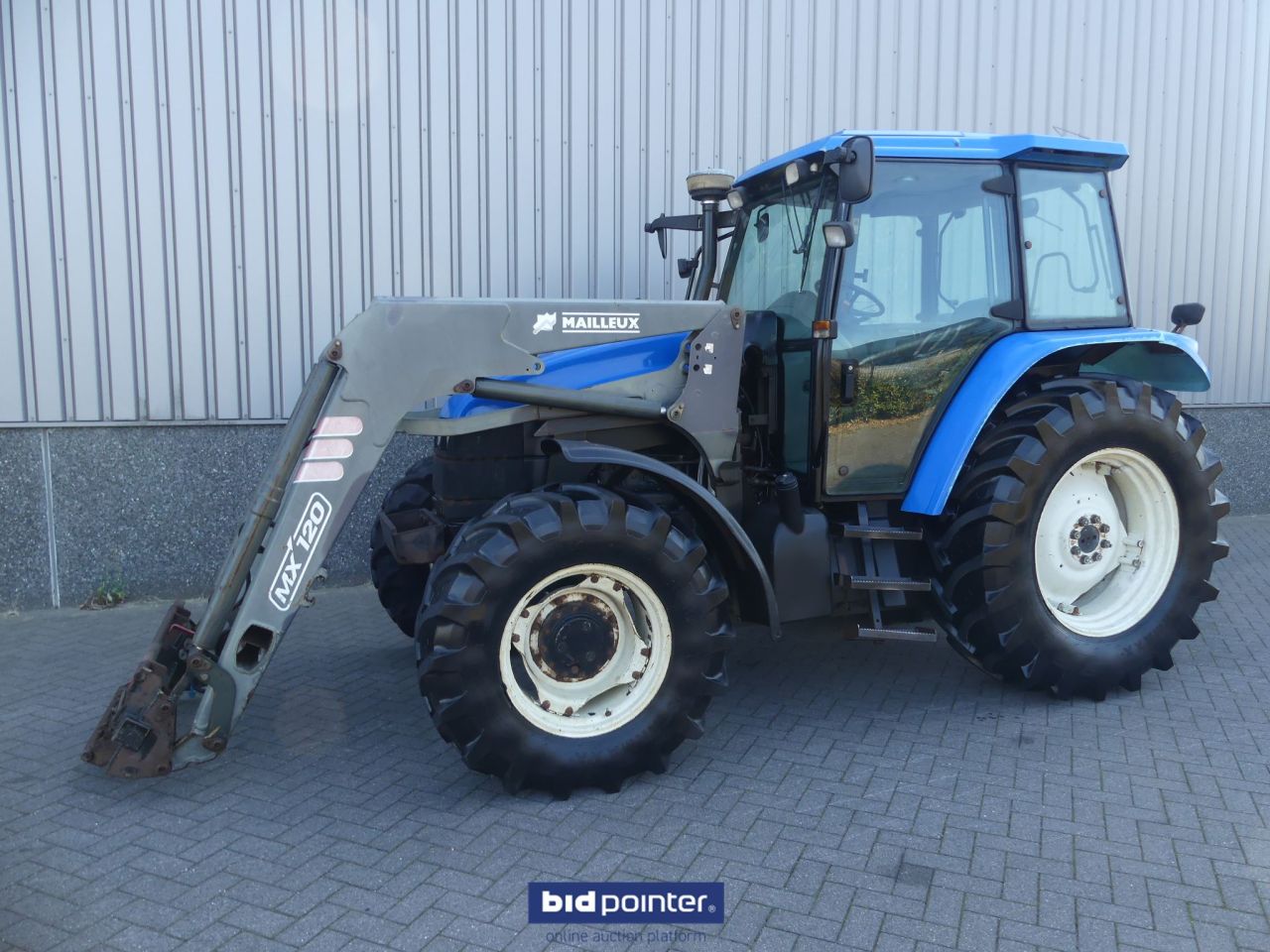 New Holland TS115
