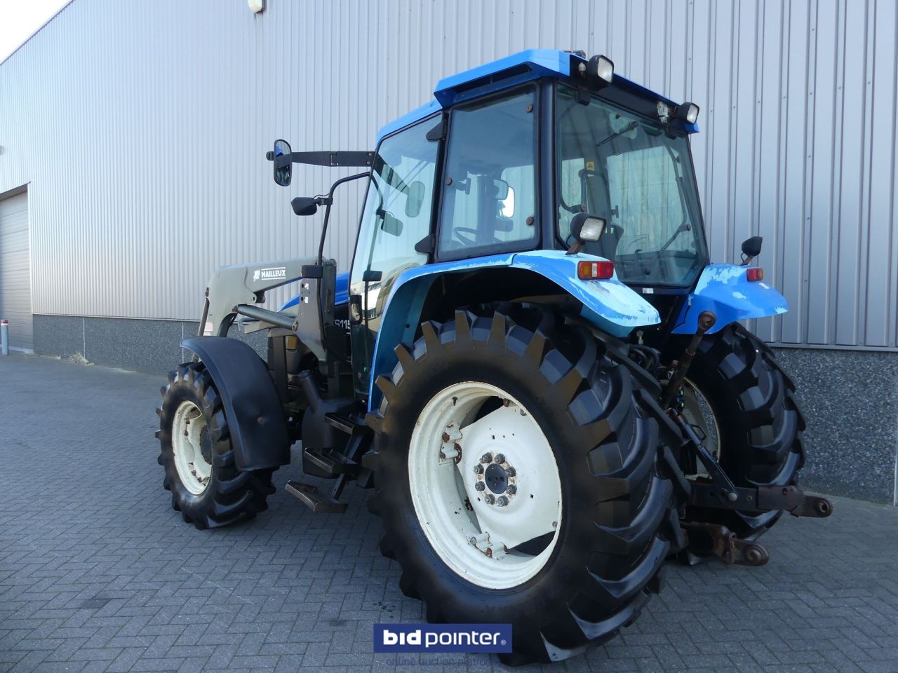 New Holland TS115