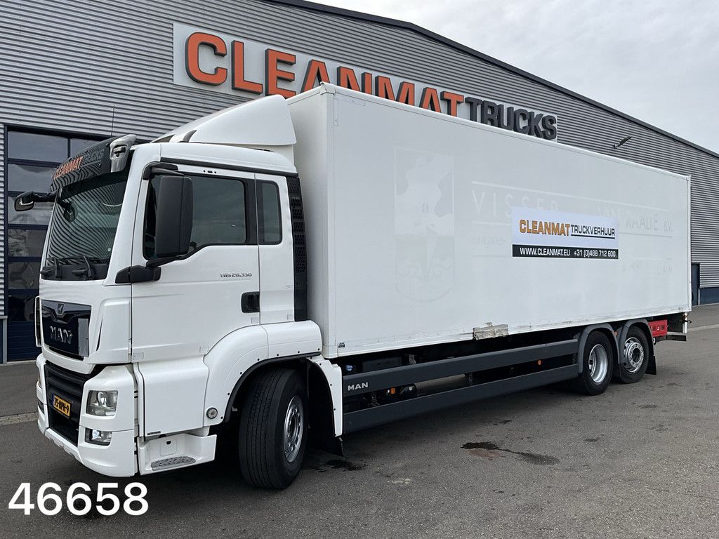Man TGS 26.330 6x2 met DHollandia laadklep