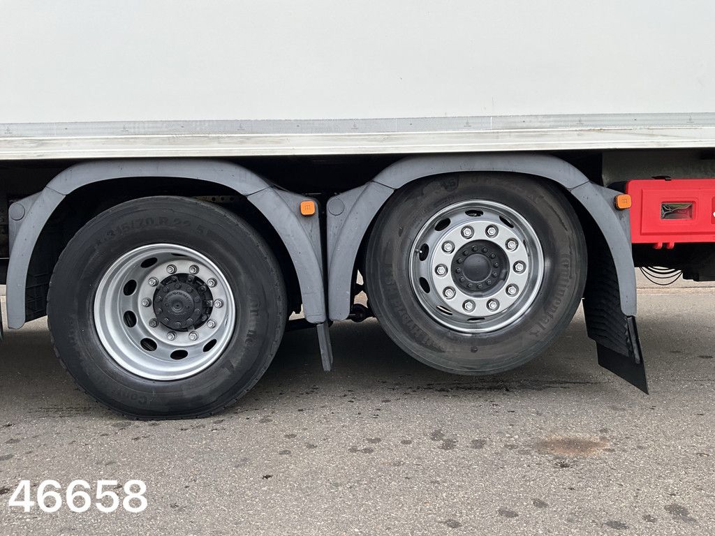 Man TGS 26.330 6x2 met DHollandia laadklep