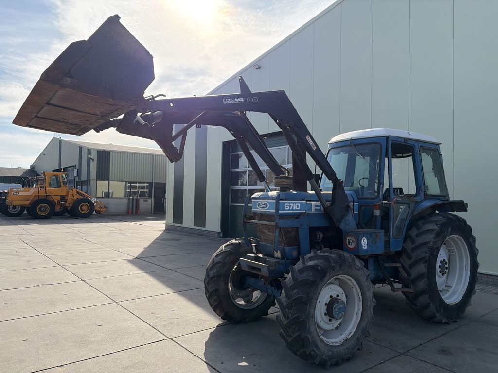 Ford 6710 4wd front loader