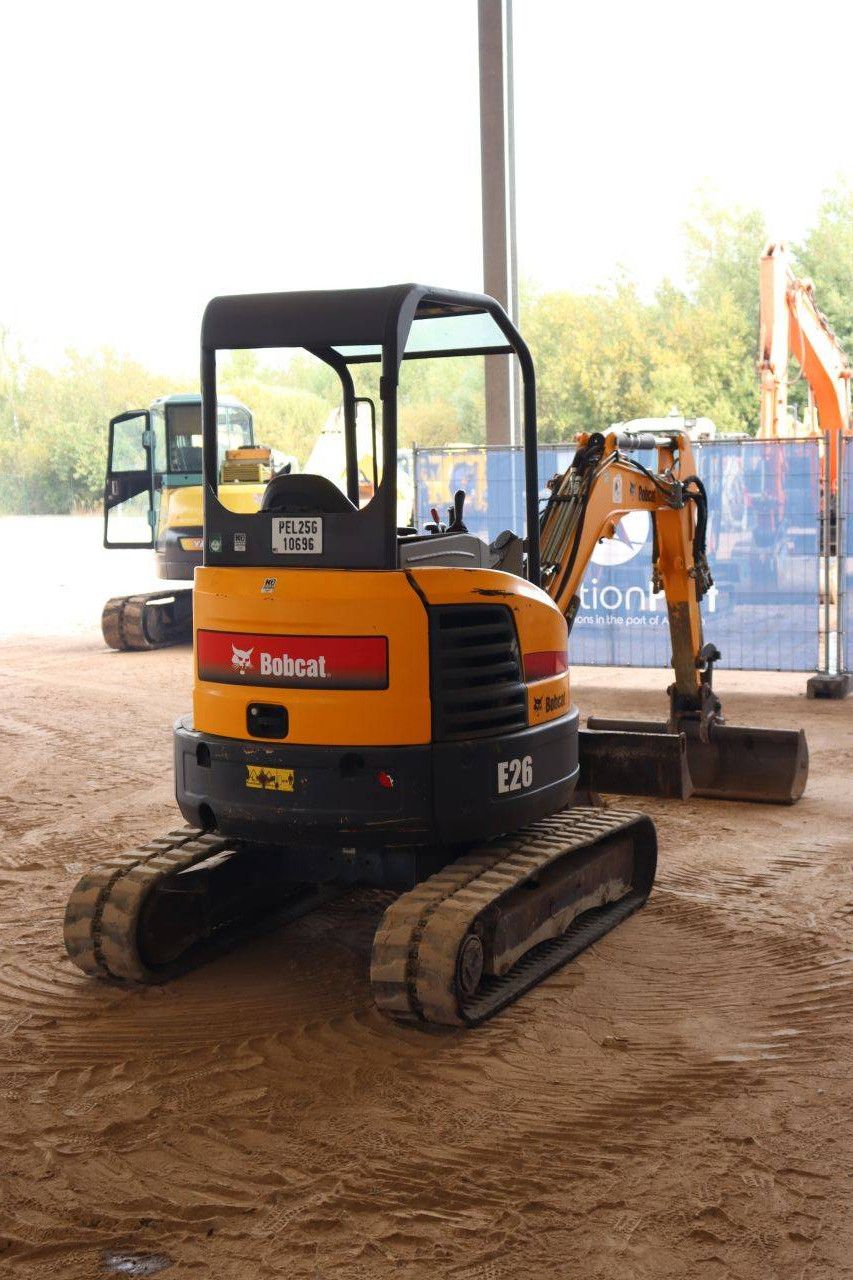 Crawler excavator Bobcat E26 Diesel 15.3kW 2018