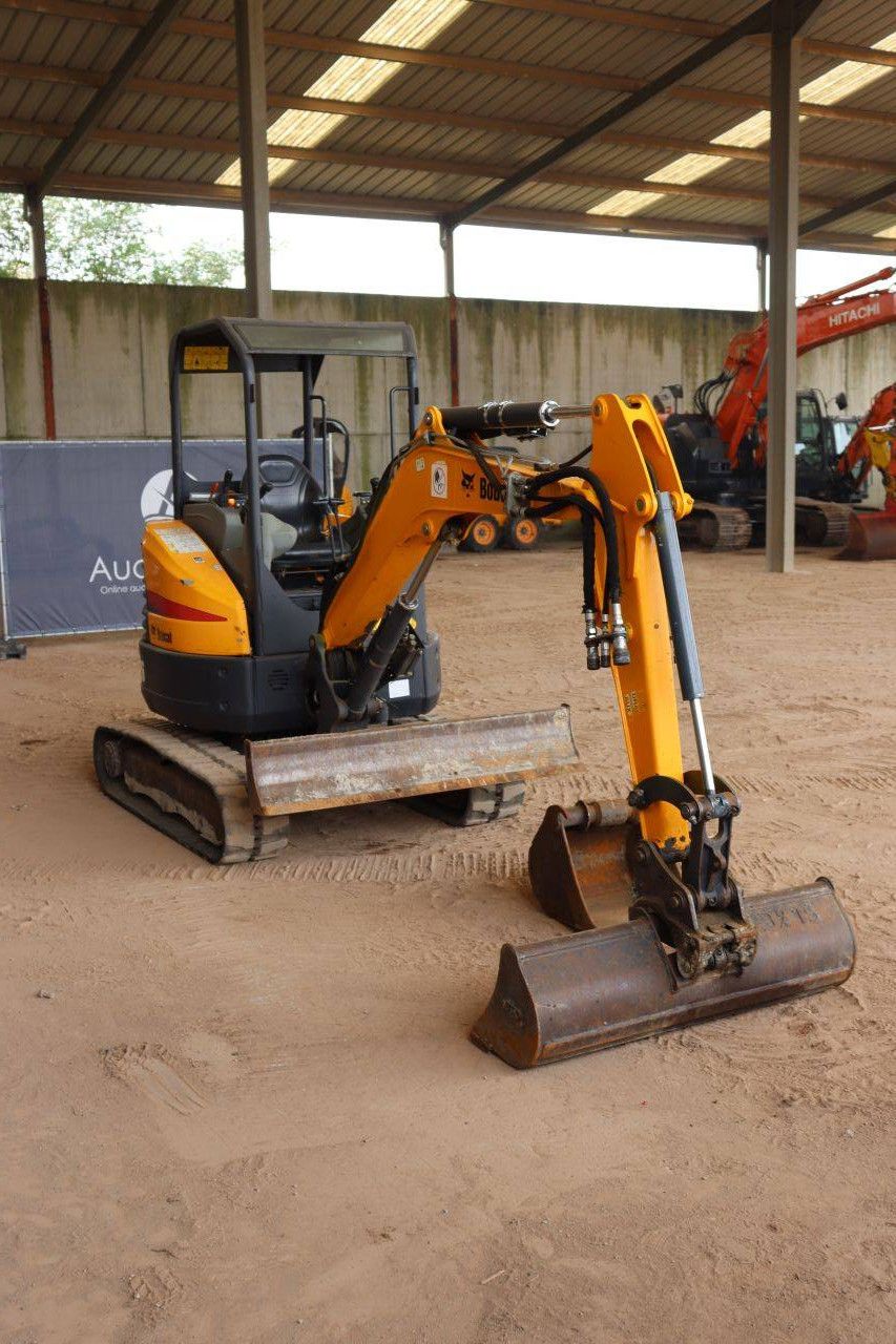 Crawler excavator Bobcat E26 Diesel 15.3kW 2018
