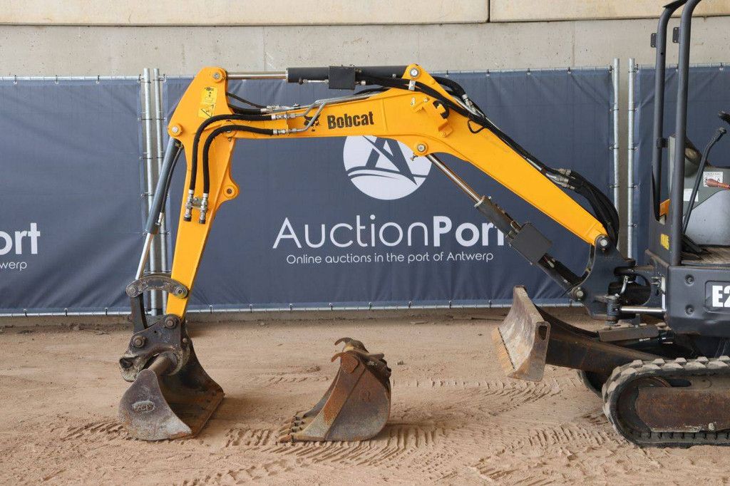 Crawler excavator Bobcat E26 Diesel 15.3kW 2018