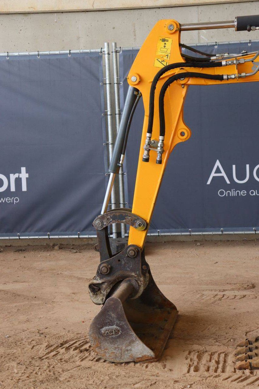 Crawler excavator Bobcat E26 Diesel 15.3kW 2018