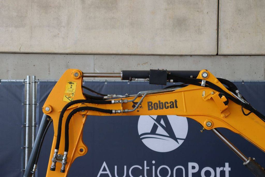 Crawler excavator Bobcat E26 Diesel 15.3kW 2018