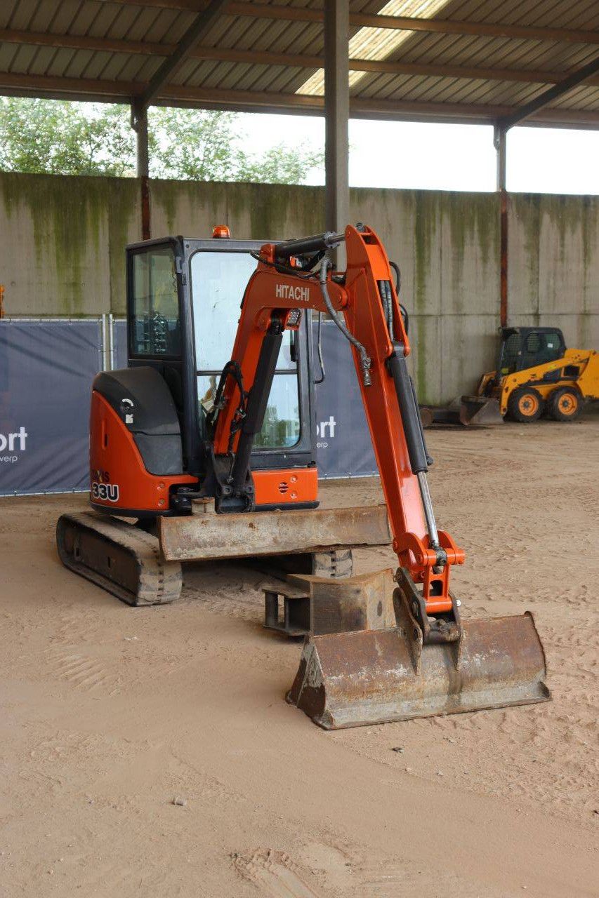 Rupsgraafmachine Hitachi AX33U-6A Diesel 21.2kW 2017