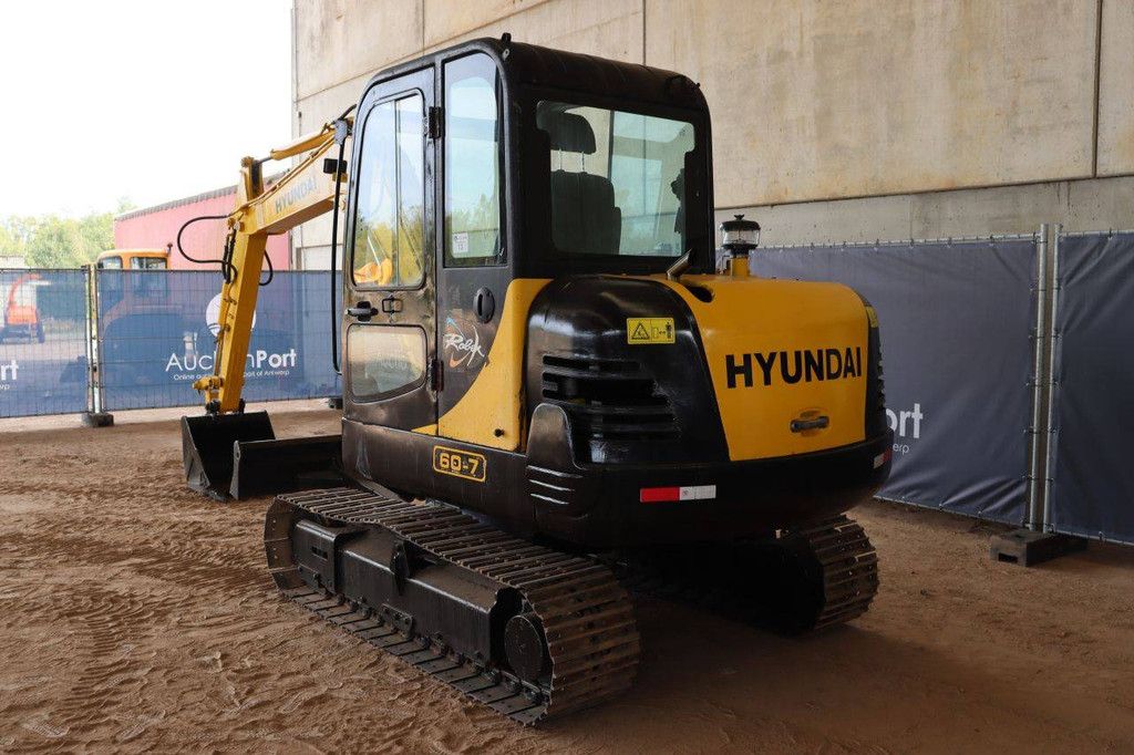 Crawler excavator Hyundai R60-7 Diesel 40kW 2012