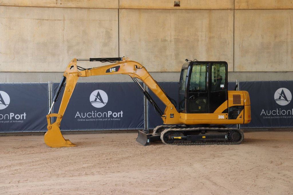 Crawler excavator Caterpillar 306D Diesel 40.5kW 2014