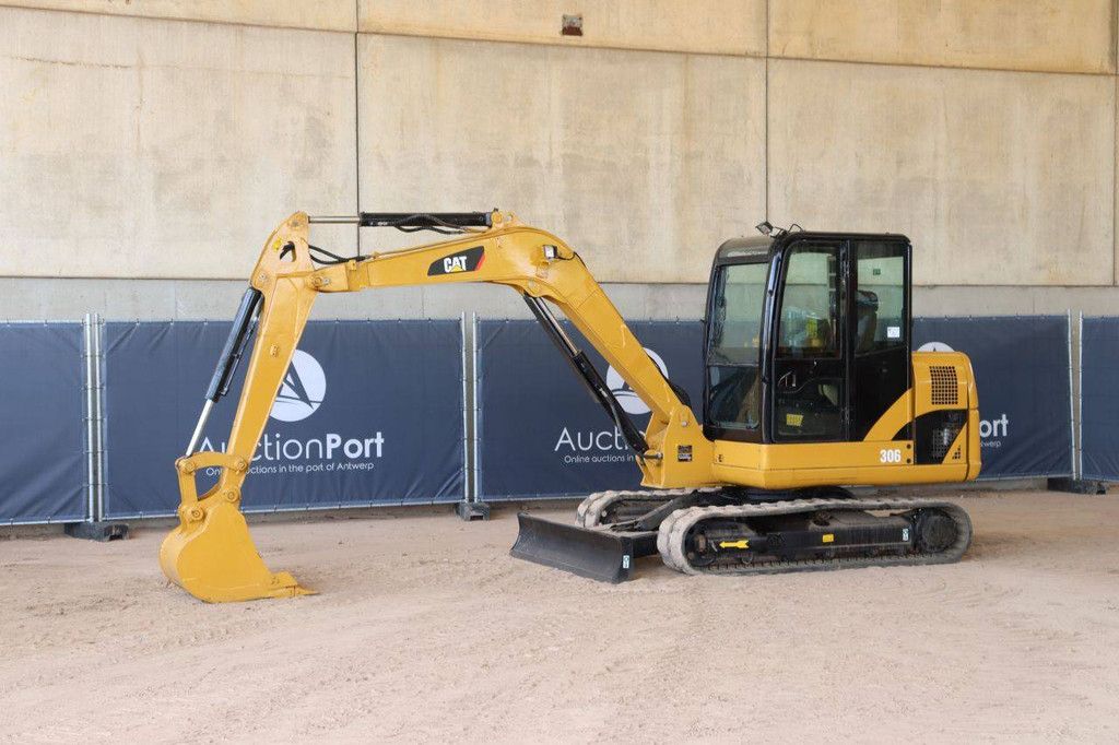 Crawler excavator Caterpillar 306D Diesel 40.5kW 2014