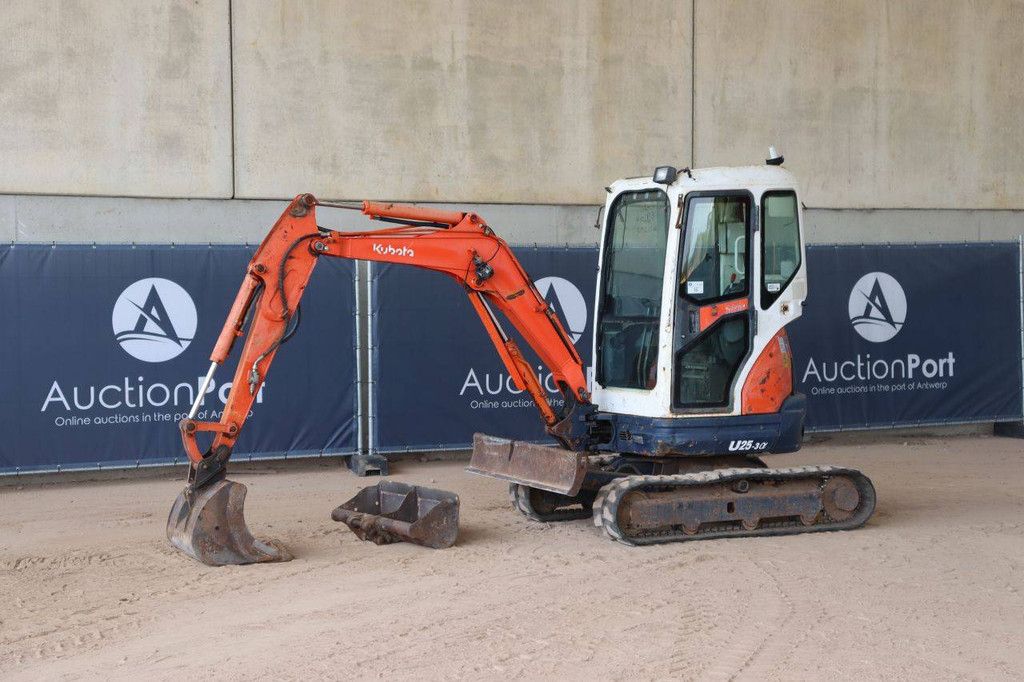 Raupenbagger Kubota U25-3 Diesel 19kW 2012