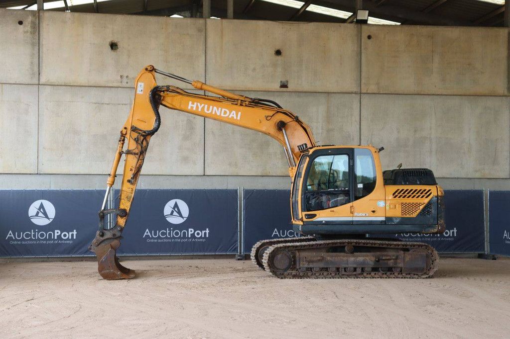 Raupenbagger Hyundai ROBEX140LC-9A Diesel 87kW 2014