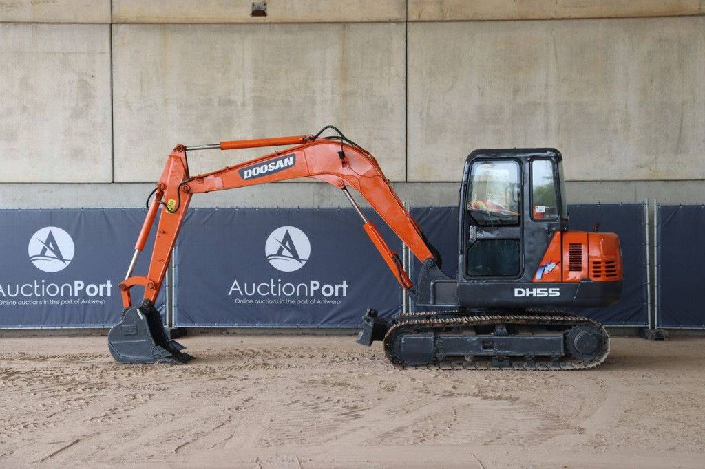 Doosan DH55-V Diesel 40kW Raupenbagger